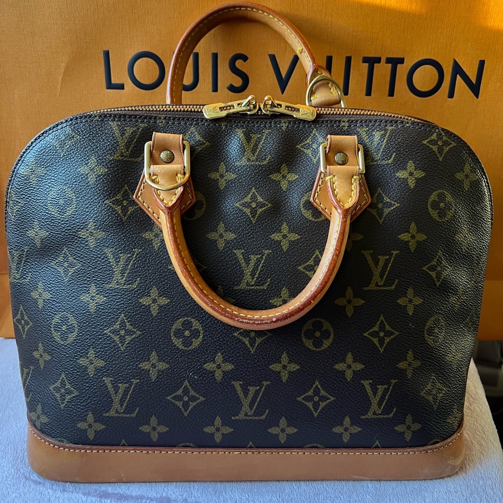 Authentic Louis Vuitton Alma PM